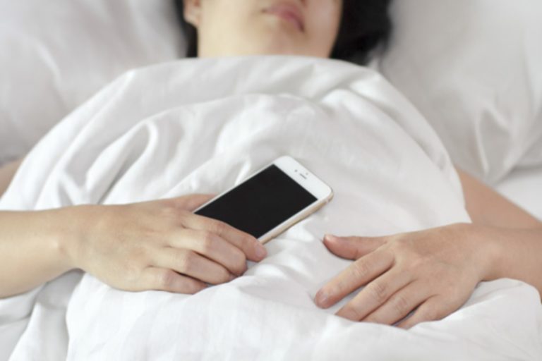 4 Best Phone Apps That Help You Sleep