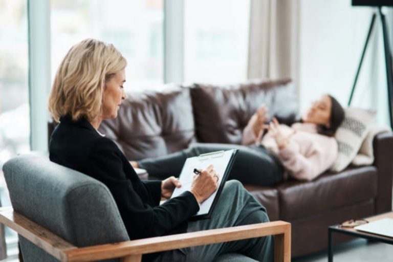 How Technology Improves Mental & Physical Health