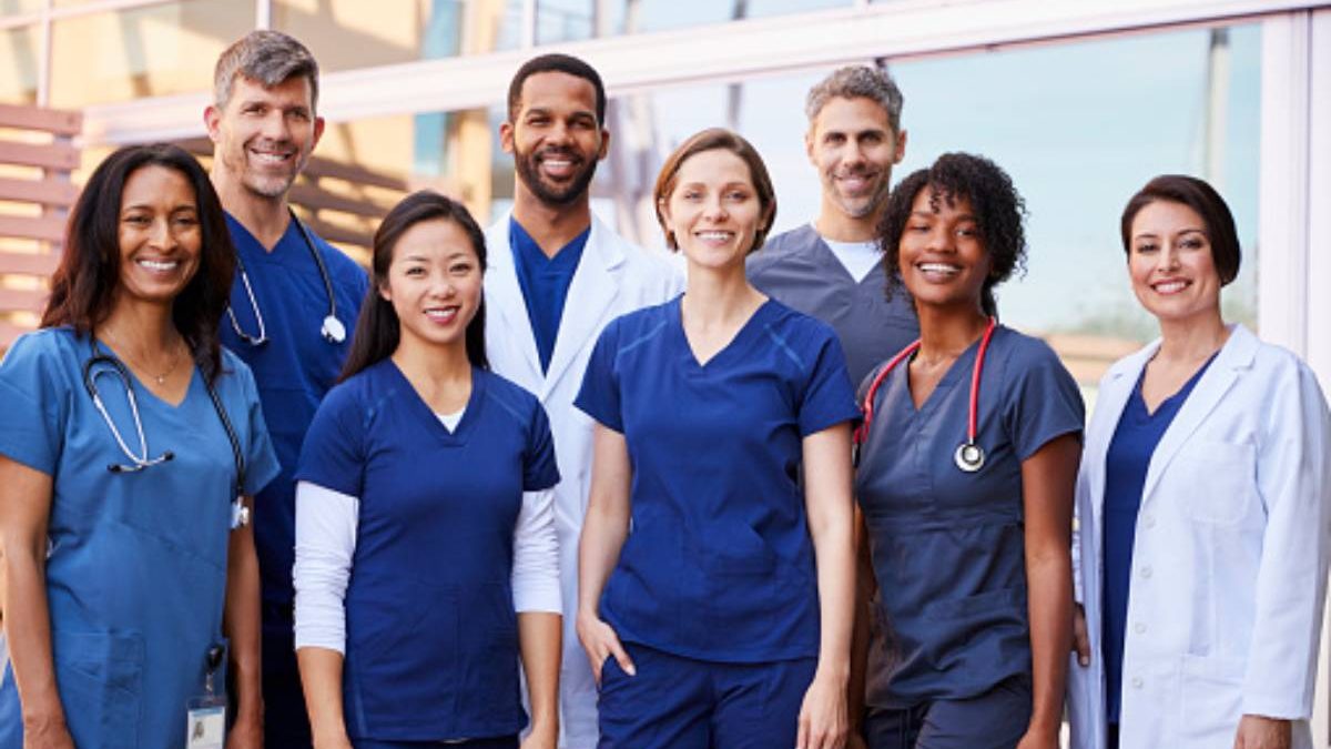 8 Ways To Support Nurses & Healthcare Workers
