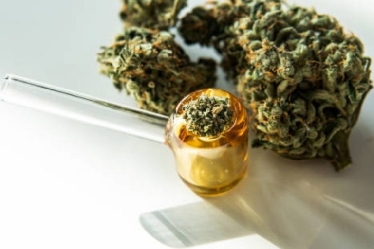 https://www.health4fitnessblog.com/beginners-guide-to-thca-flower-for-sale/